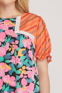Entro - Mixed Print & Lace Blouse - Plus