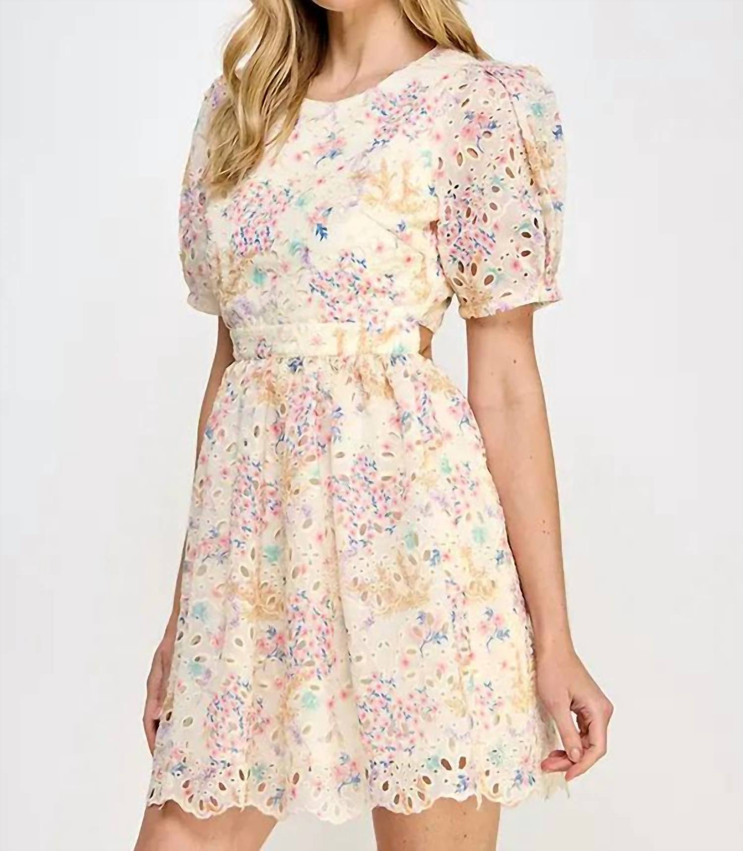Rubienn - Floral Print Eyelet Short Dress