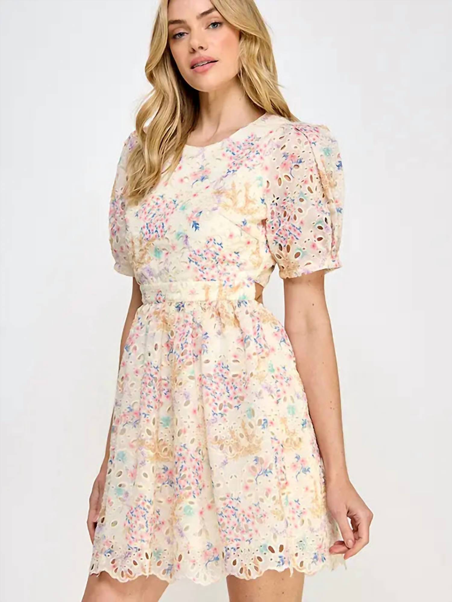 Rubienn - Floral Print Eyelet Short Dress