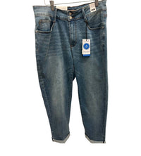 Judy Blue - Women's Boyfriend Fit Cuffed Jeans