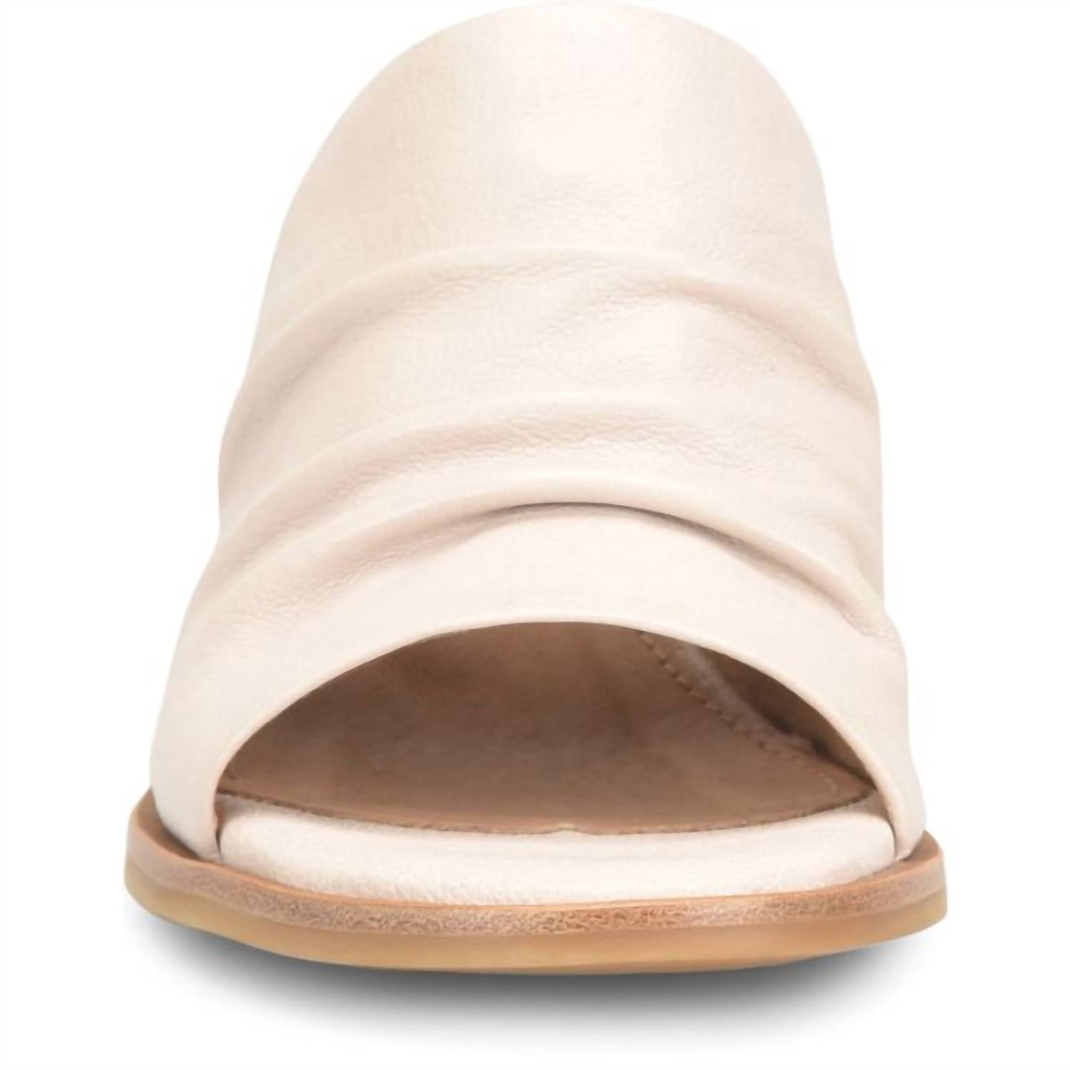 Sofft - Women's Chrissie Sandals
