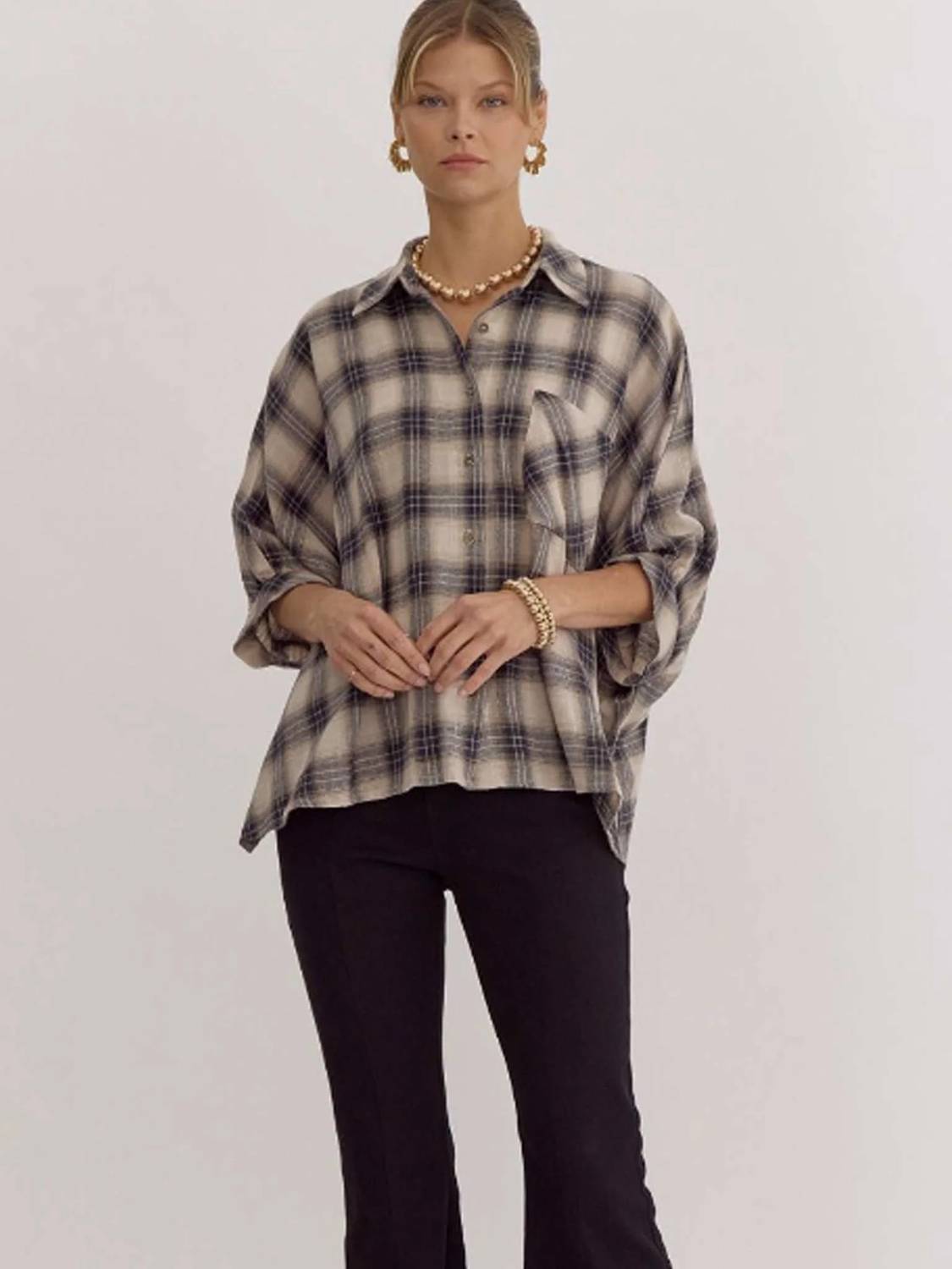 Entro - Effortless Oversized Plaid Button-down Top