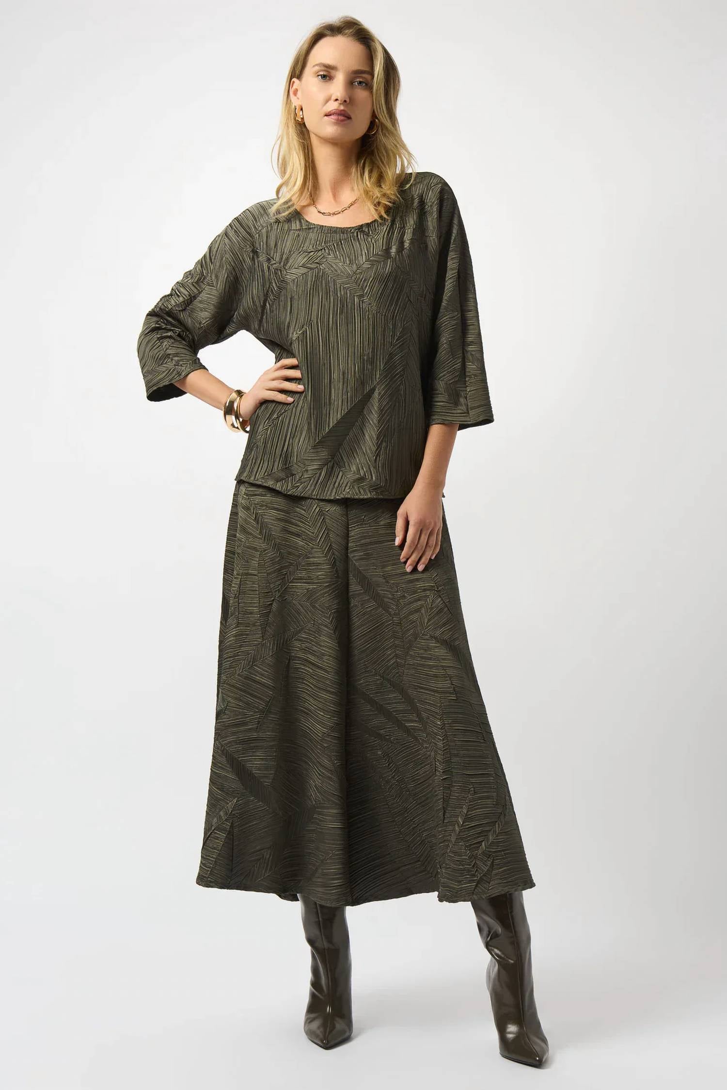 Joseph Ribkoff - Pleated Scoop Neckline Sleeves Boxy Top