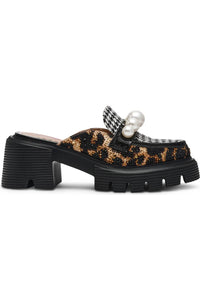 Betsey Johnson - Women's Haizel Loafer