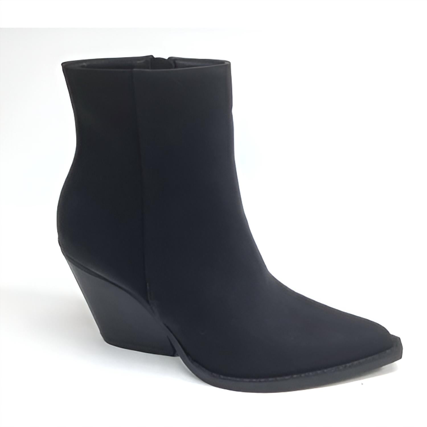 ChicPier Women's Pointed Western Booties in jet black - women's shoe