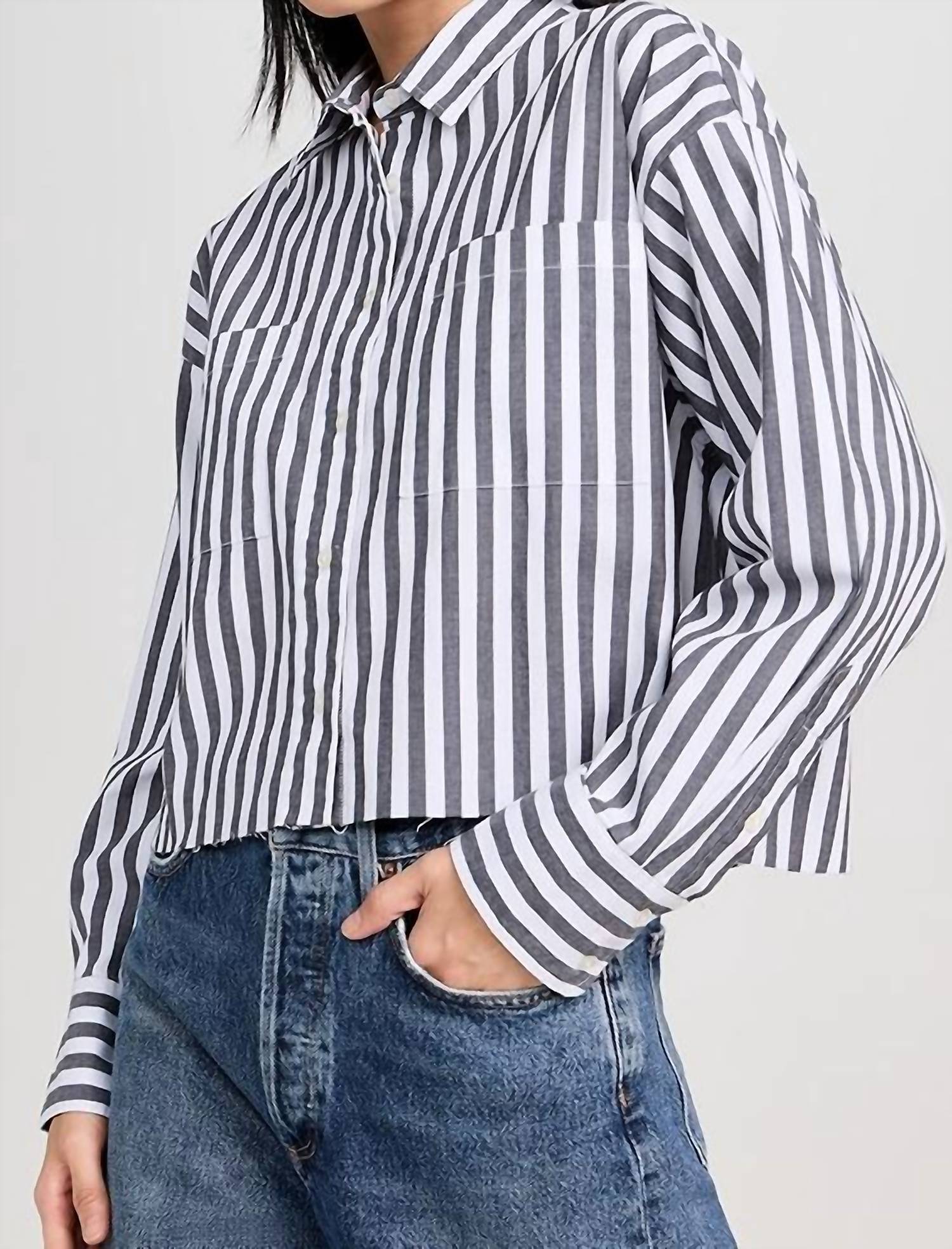 Daze - Academy Cropped Button Down Shirt