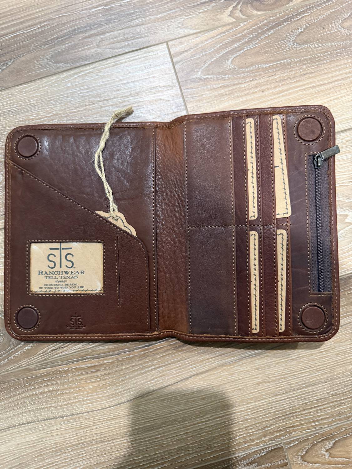 STS Ranchwear Magnetic Wallet in kai - women's bag - detail view