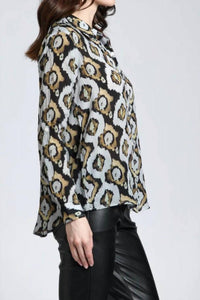 Apny - Runie Button Up Top