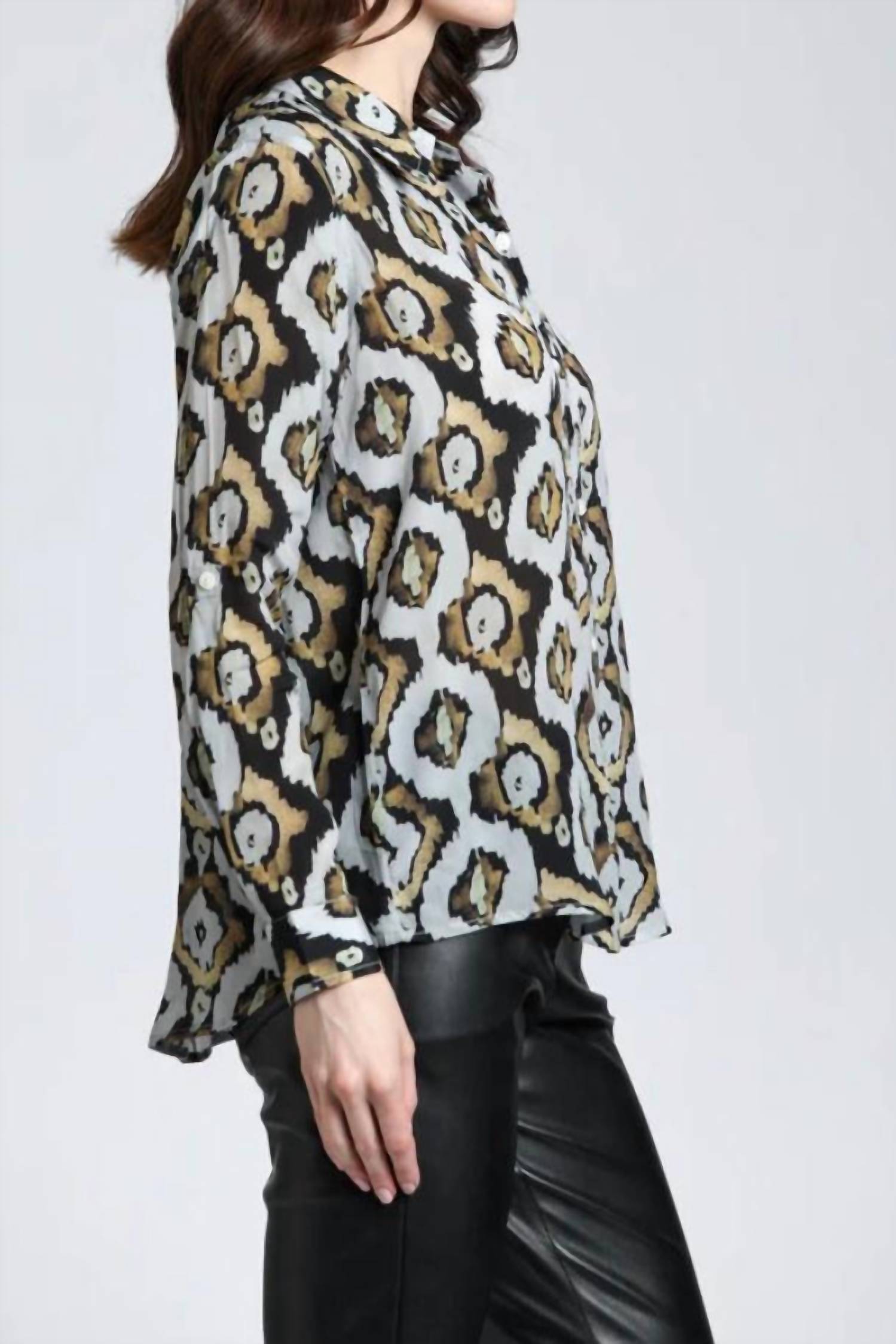 Apny - Runie Button Up Top