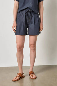 Lilla P - Women's Pleat Waist Short