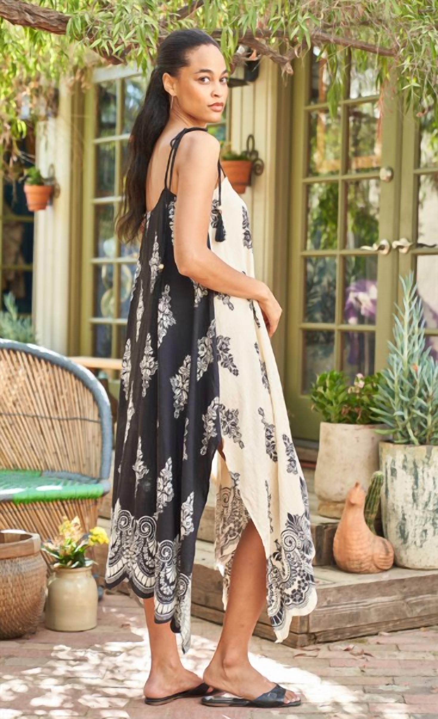 Paparazzi - 2-tone Maxi Dress