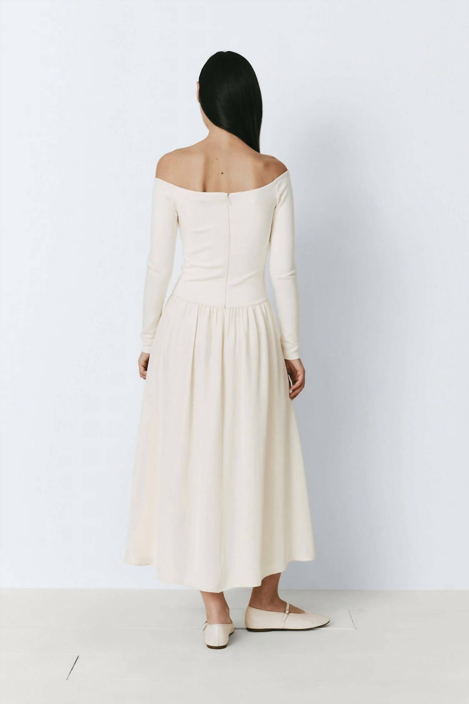 Rue Sophie - Rosette Off Shoulder Dress