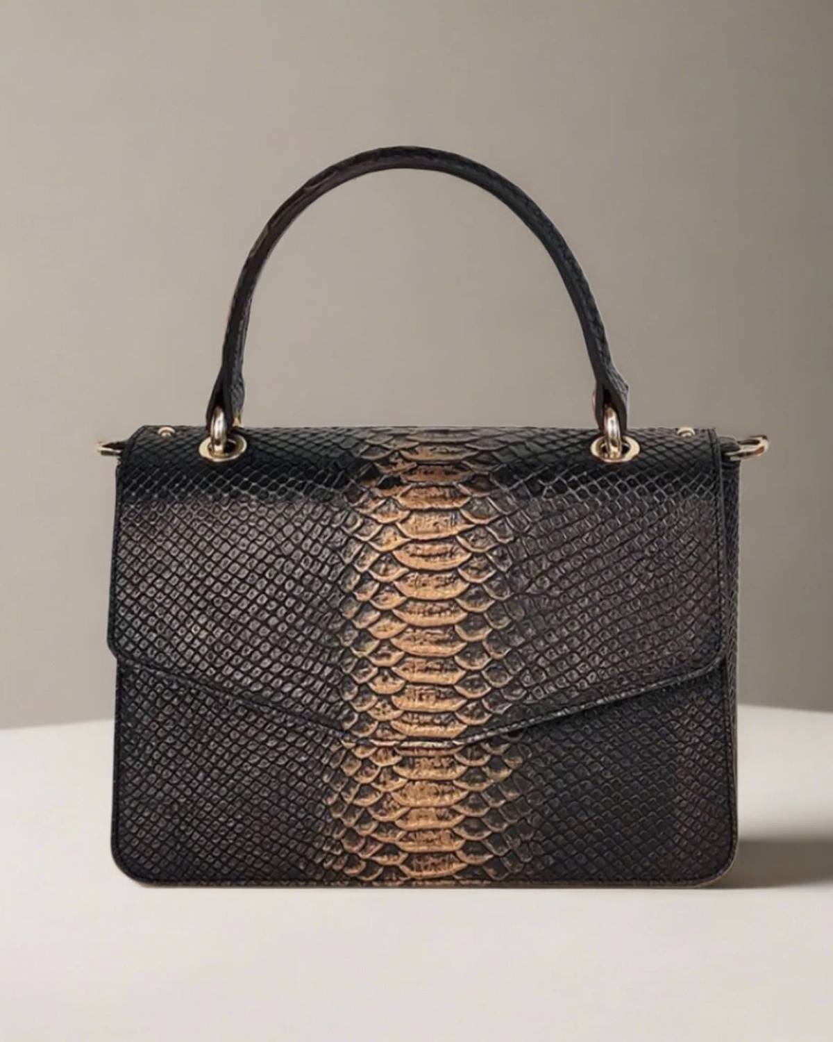 Berge - Women's Dune Handbag