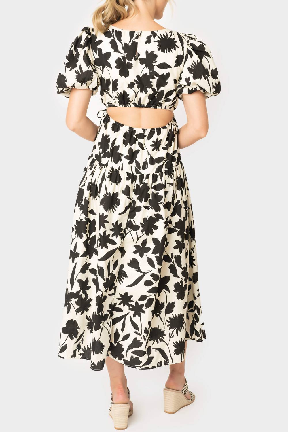 Moon River - Floral Print Cut Out Shirred Midi Dress