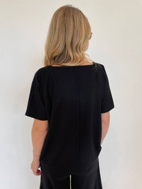Ozai N Ku - Ava V-neck Pocket Short Sleeve Top