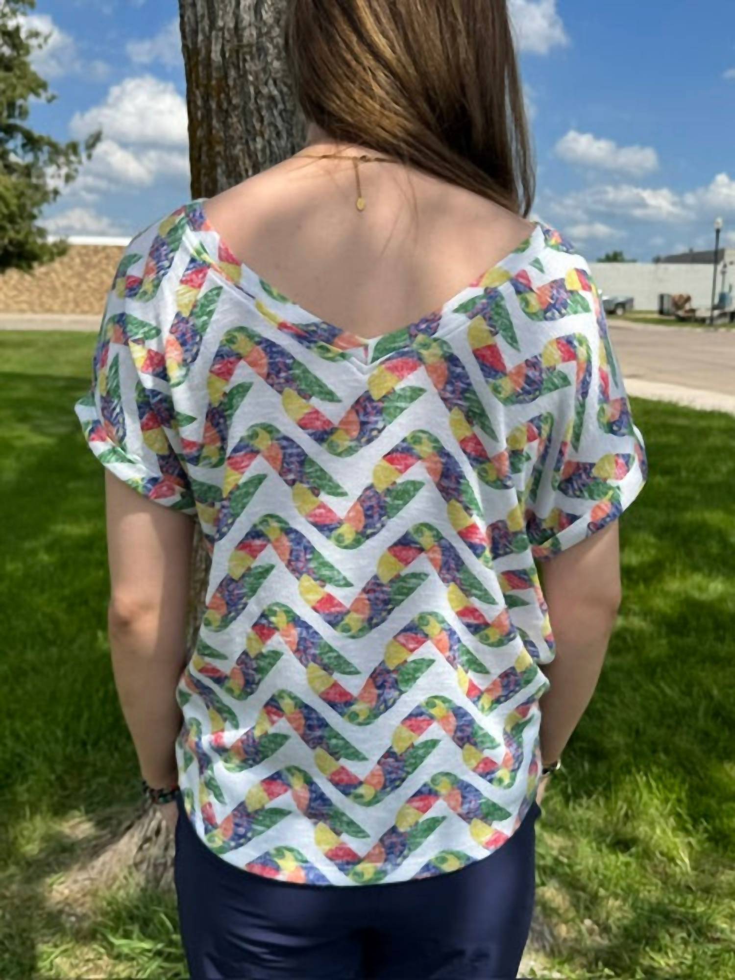 Tribal - REVERSABLE CREW V-NECK TOP