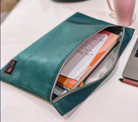 Makeup Junkie - Women's Jumbo Top Zipper Bag