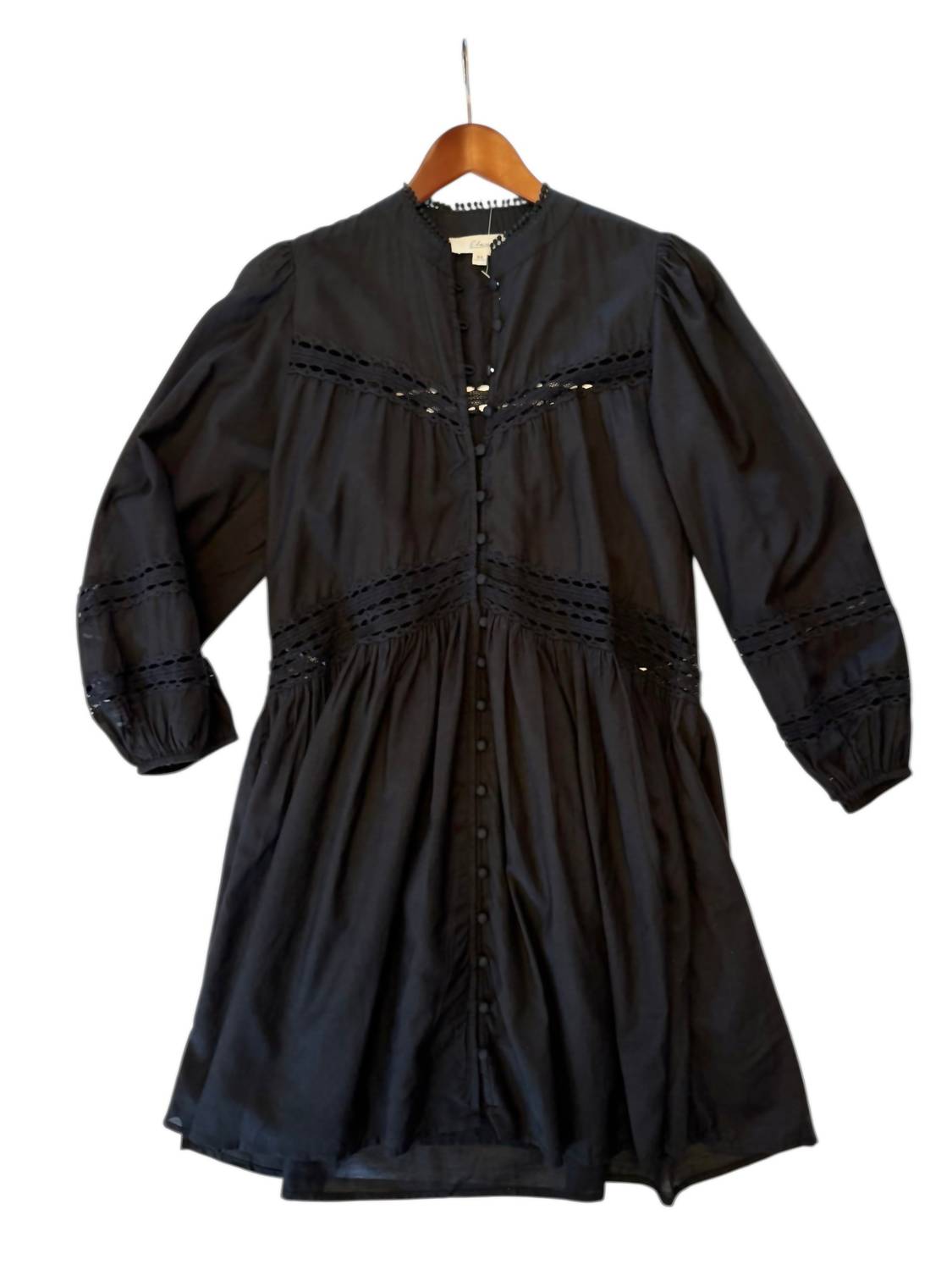 Elan - Quarter Sleeve Flowy Lace Dress