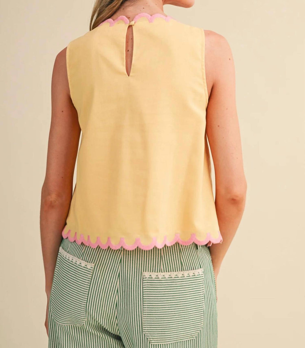 &Merci - Floral Embroidery Scalloped Tank