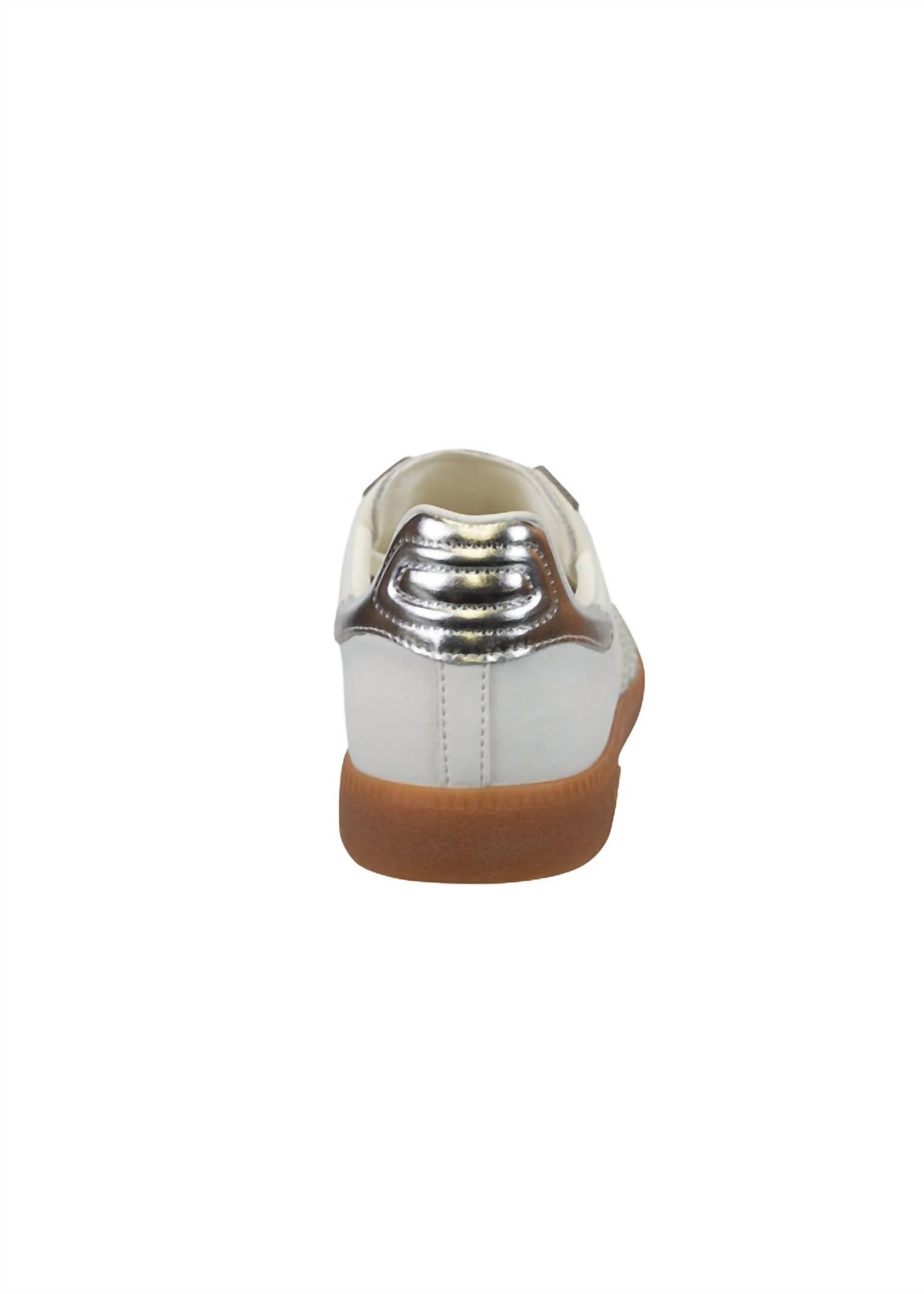 Back 70 - Women's Cloud Sneaker Shoe