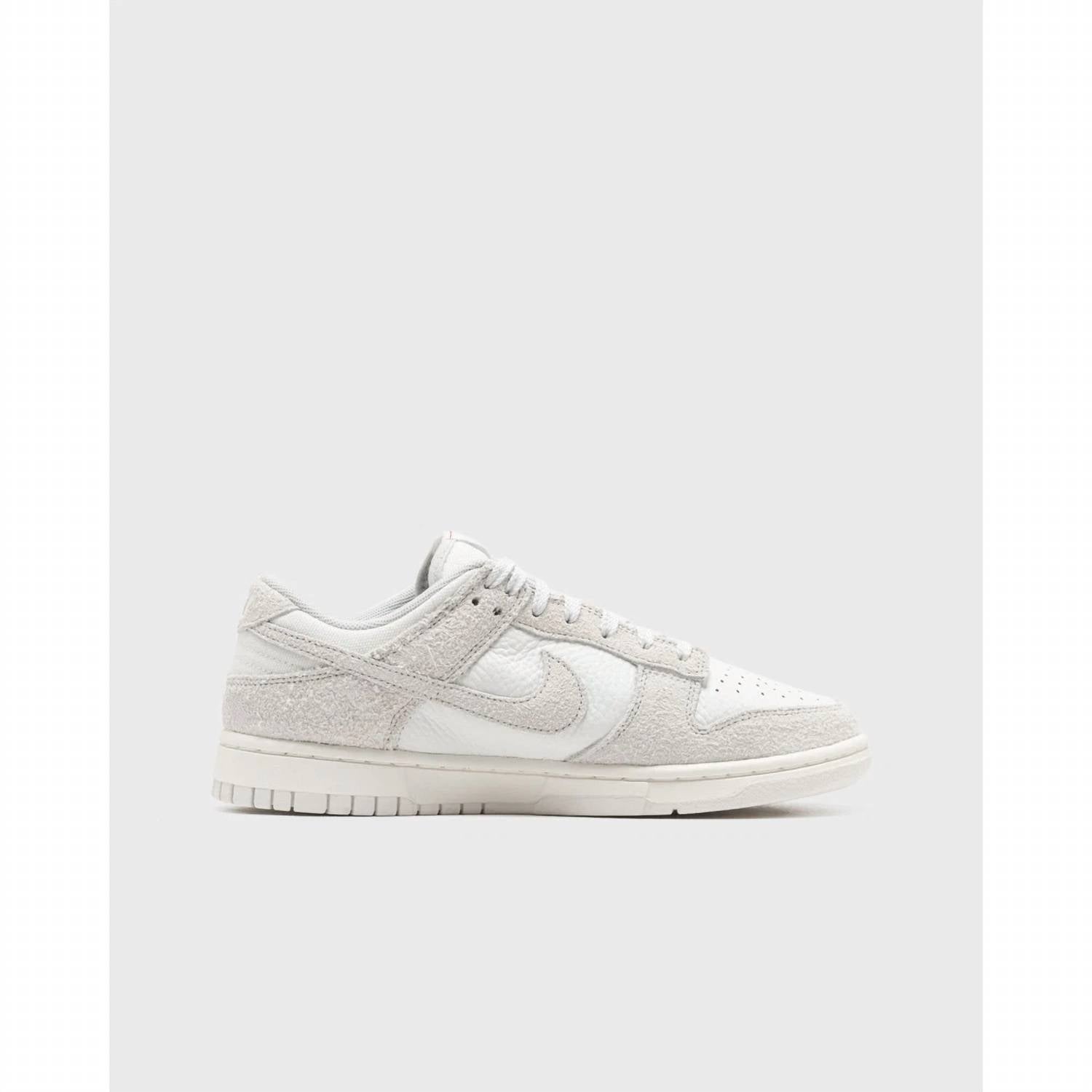 Nike - Unisex Dunk Low Sneakers