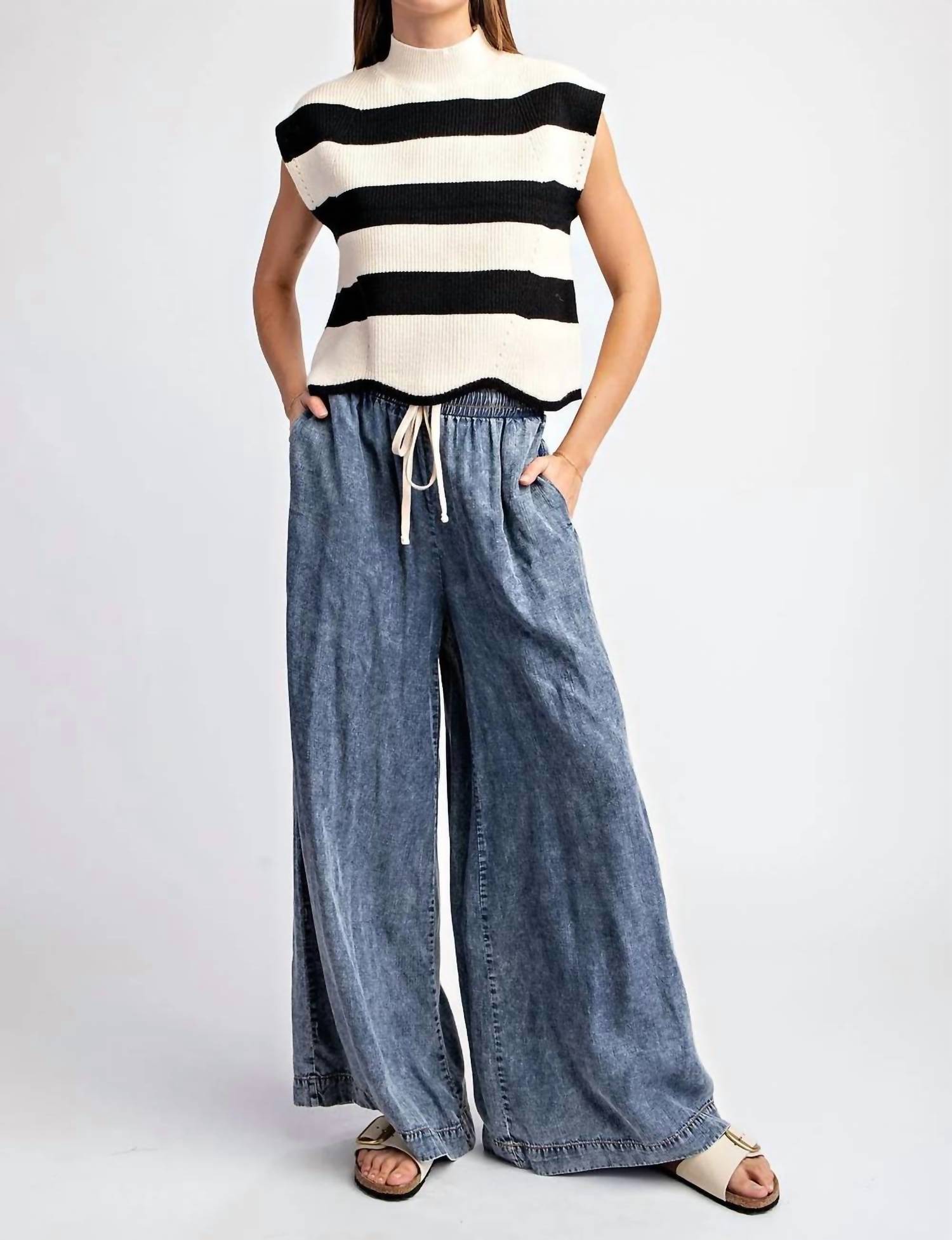 Ee:Some - Striped Mock Neck Sweater