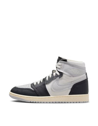 Jordan - Women's Air Jordan 1 Sneaker