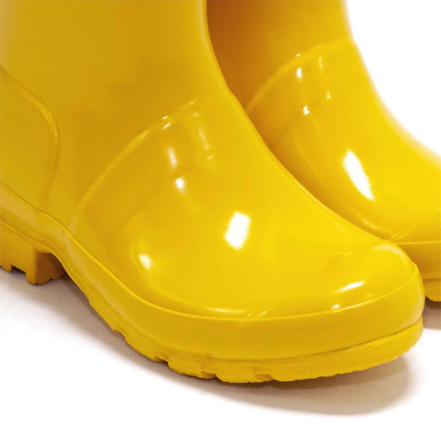 HUNTER Girls Gloss Rain Boot in yellow - kids' shoe - view 6