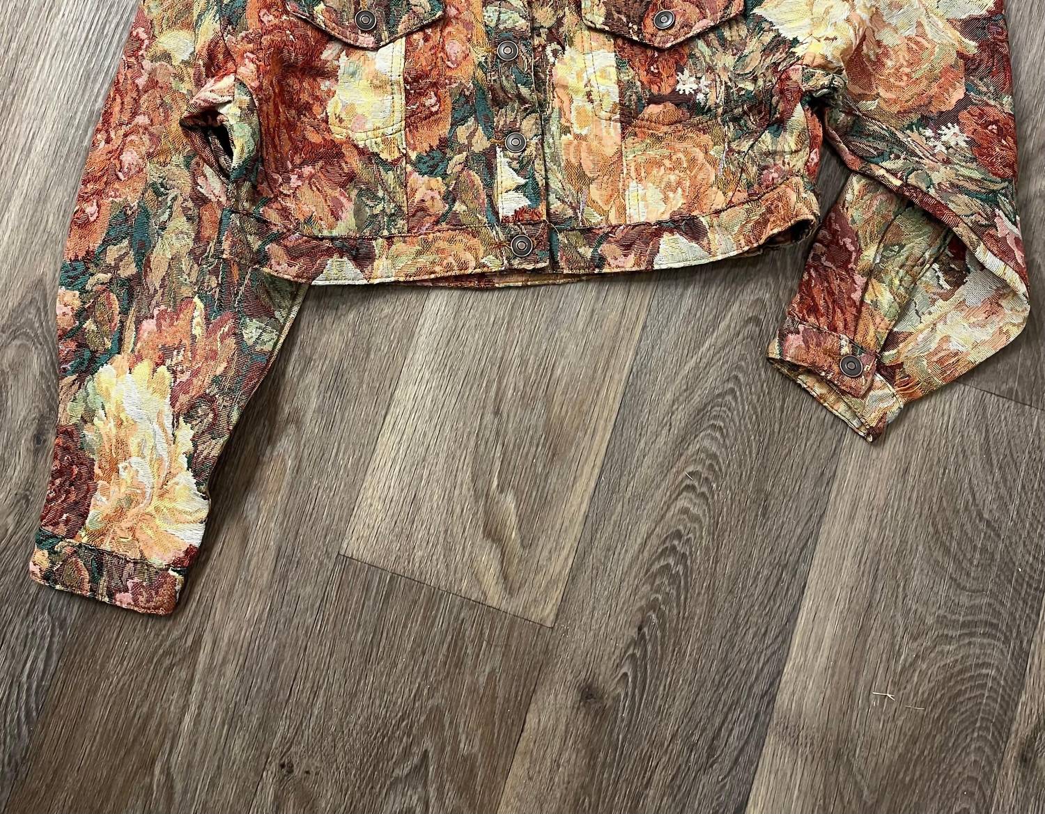 American Bazi - Autumn Jacquard Crop Jacket