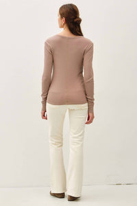 Be Cool - Anna Henley Snap Top