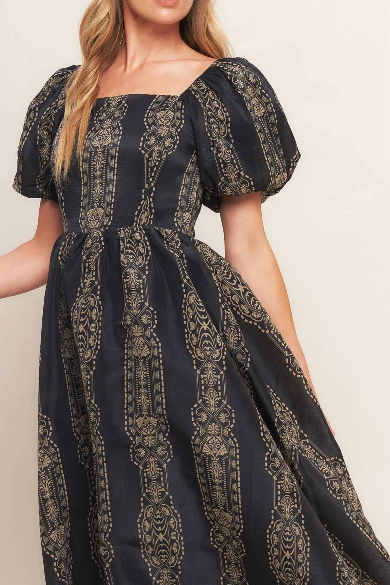 Flying Tomato - Amara Woven Midi Dress