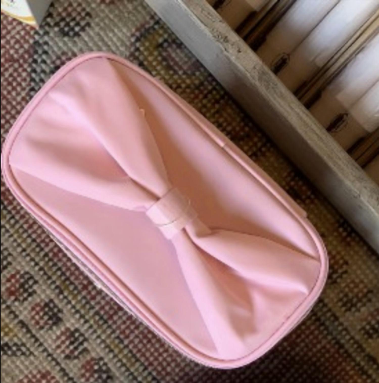 Mary Square - Women's Kiss And Make-up Bag