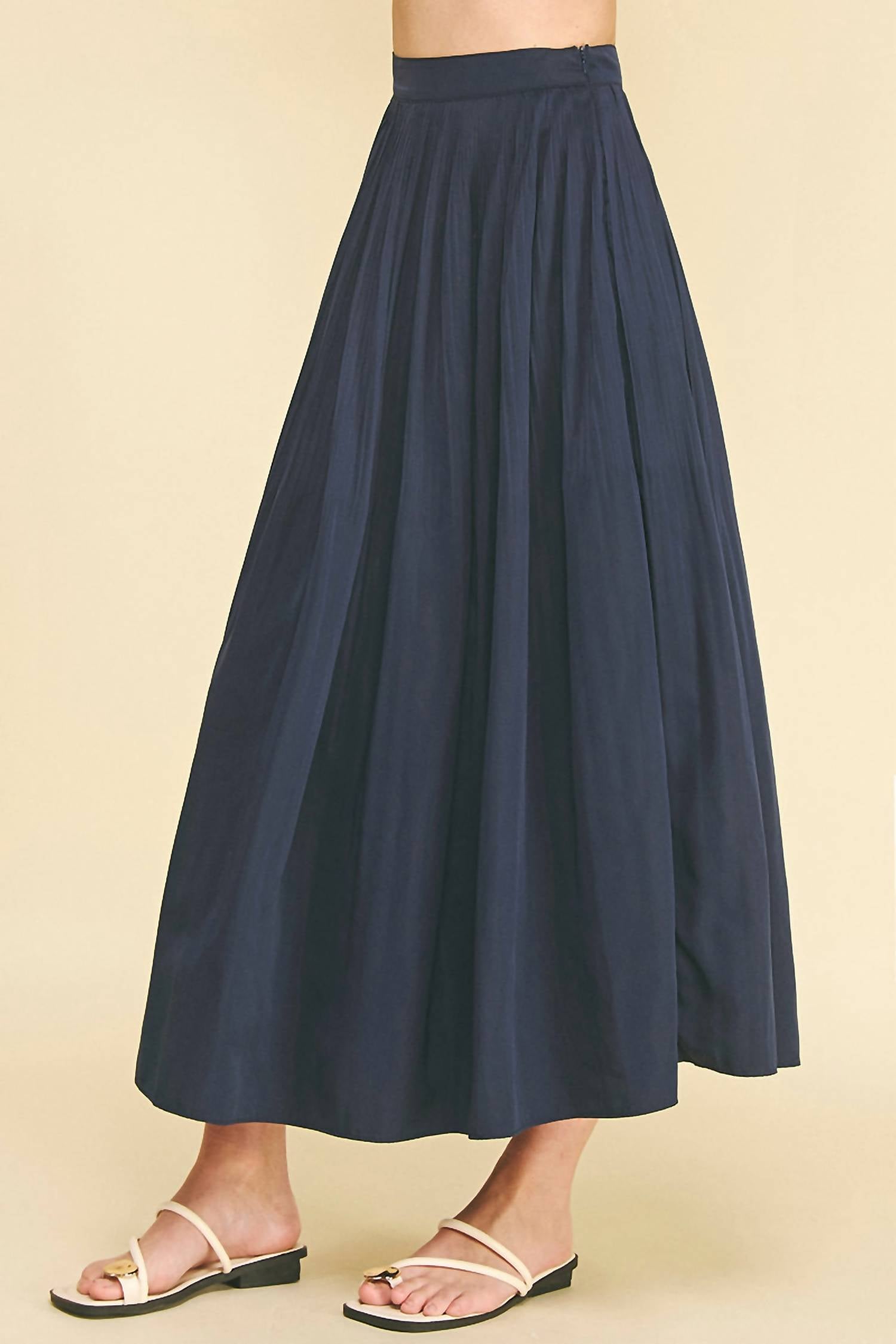 Pinch - Flowing A-line Skirt