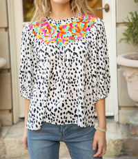 Voy - Just Perfect Half Sleeve Dotted Top