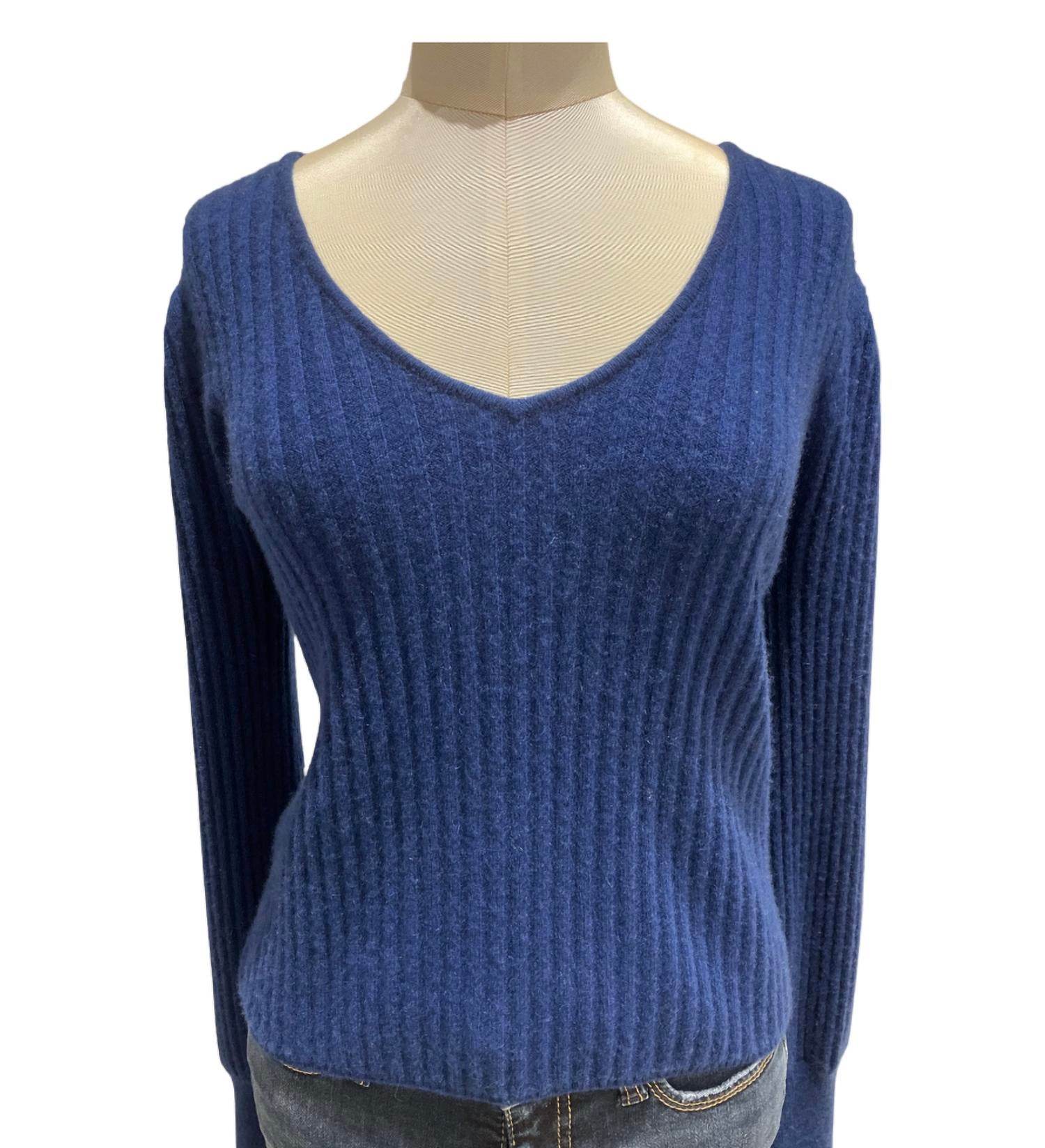 &Isla - RIO SOLID RIBBED VEE SWEATER - Snagged & Bagged