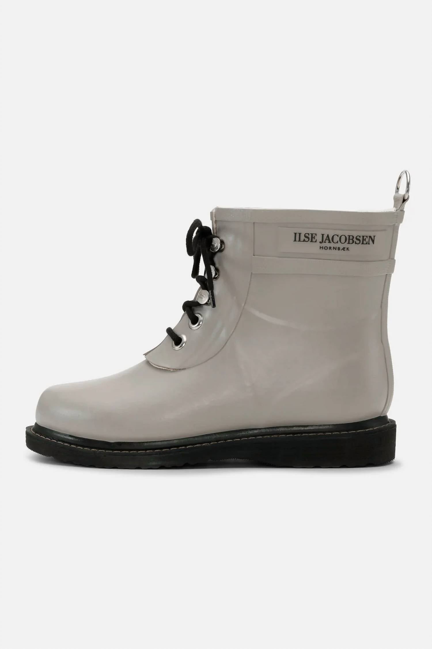 Ilse Jacobsen Women's Rubi 2 Short Boots in atmosphere - women's shoe - detail view
