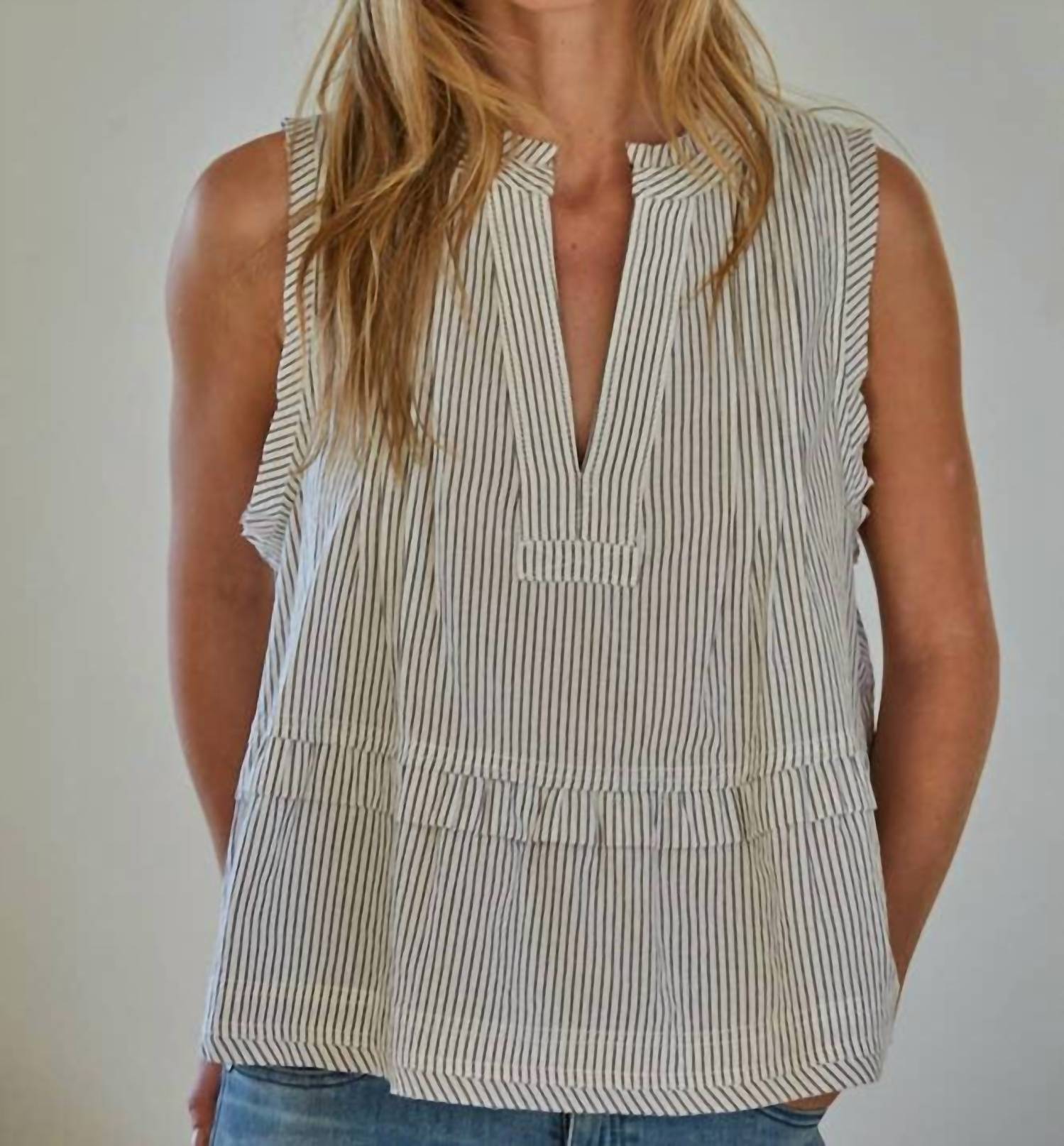 By Together - Chic Sleeveless Ruffle Hem Blouse