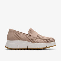 Clarks Women's Loriini Edge Shoe in sand nubuck - women's sneaker