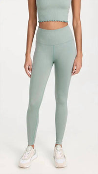 Spiritual Gangster - Love Sculpt 7/8 Ruffle Legging