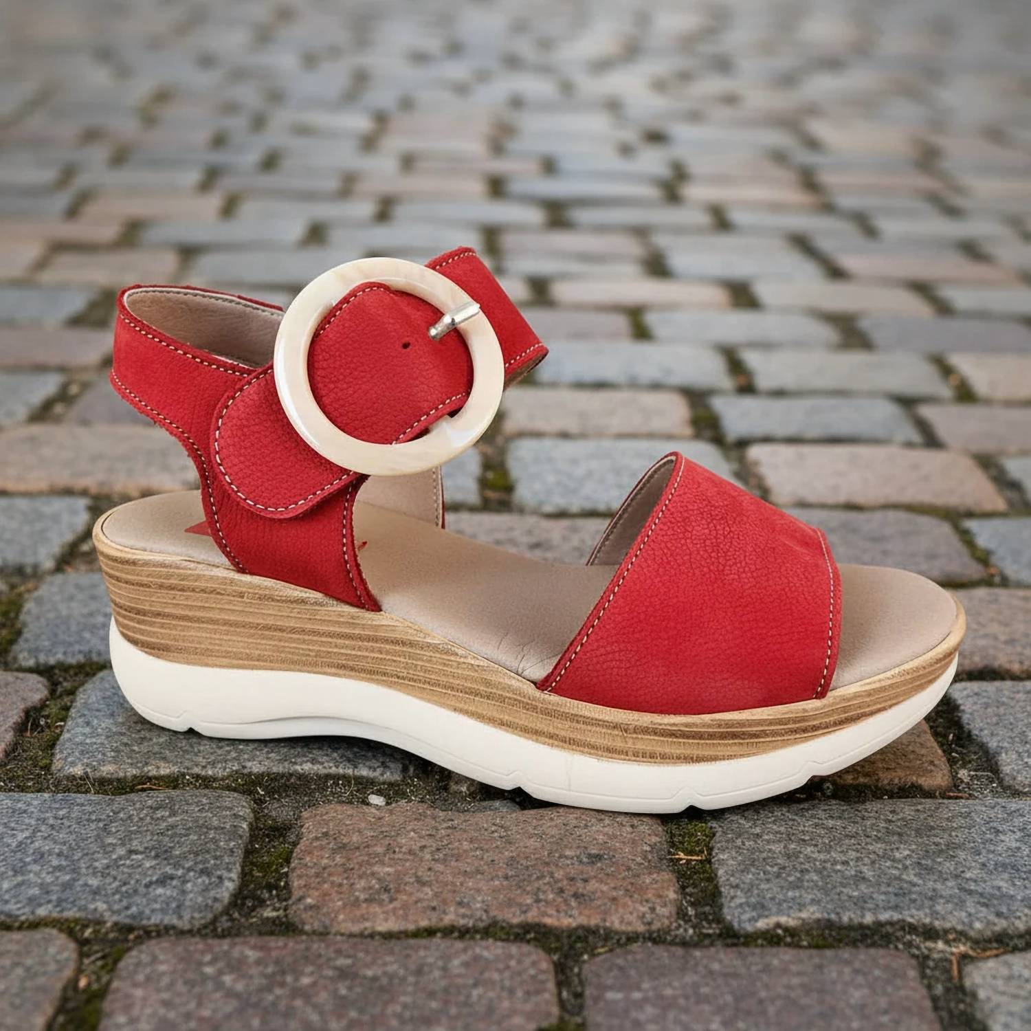 Onfoot - Women's Boticeli Wedge Sandal