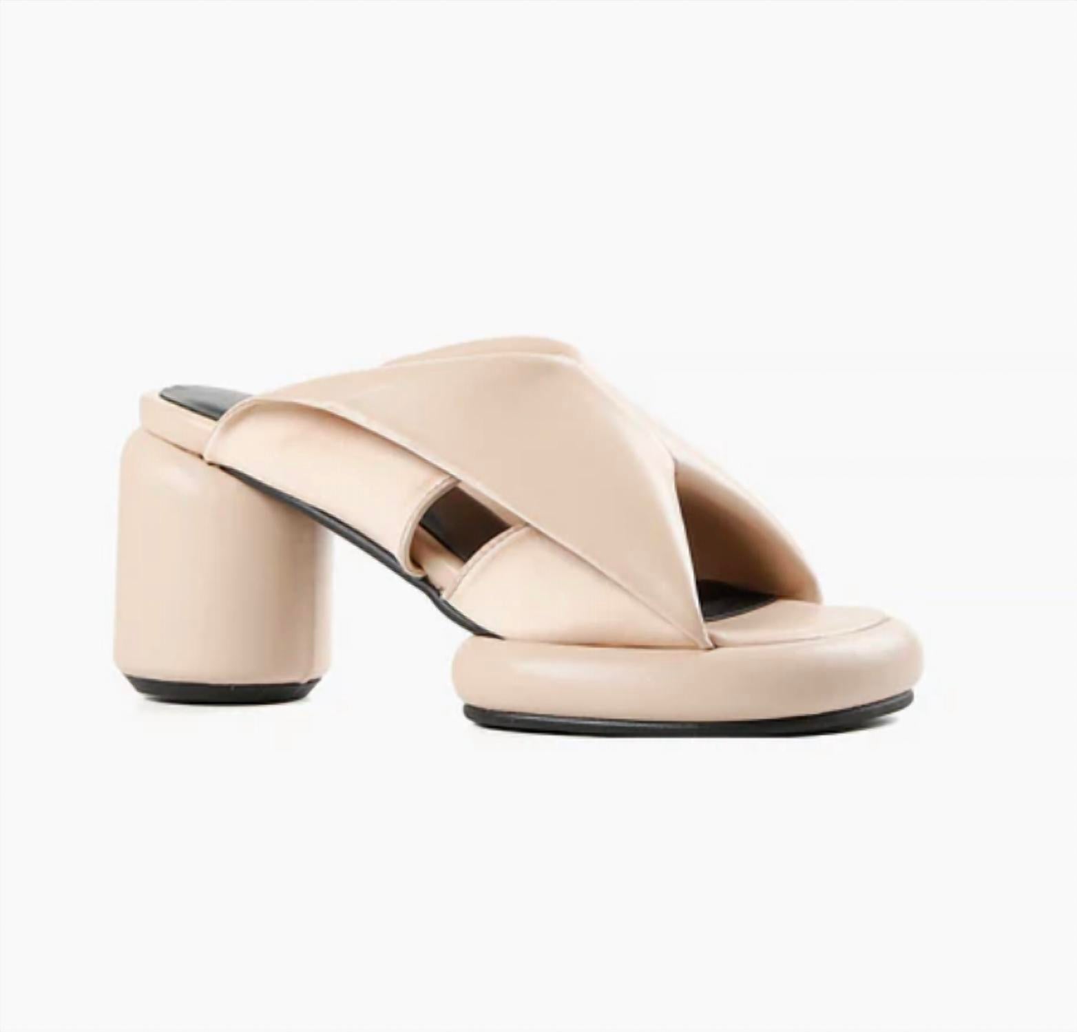 All Black - Women's Mod Collar Mules