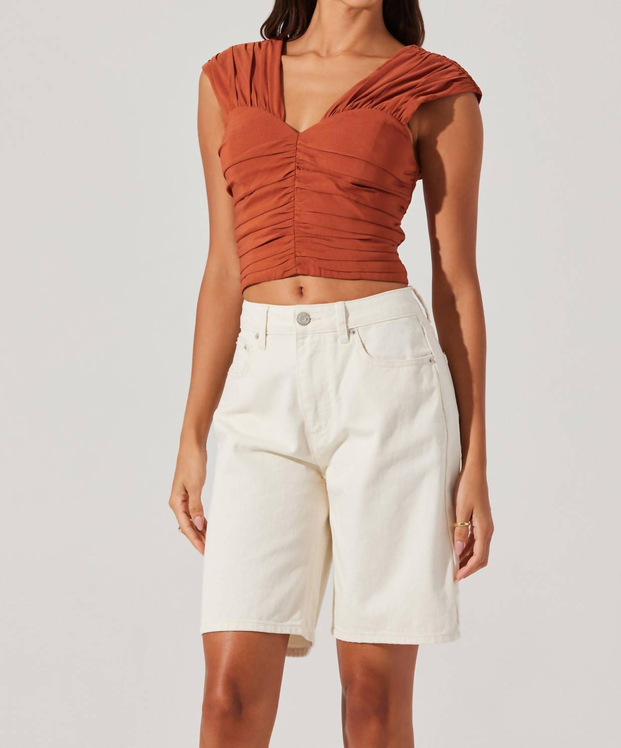 Astr - Samarra Ruched Crop Top