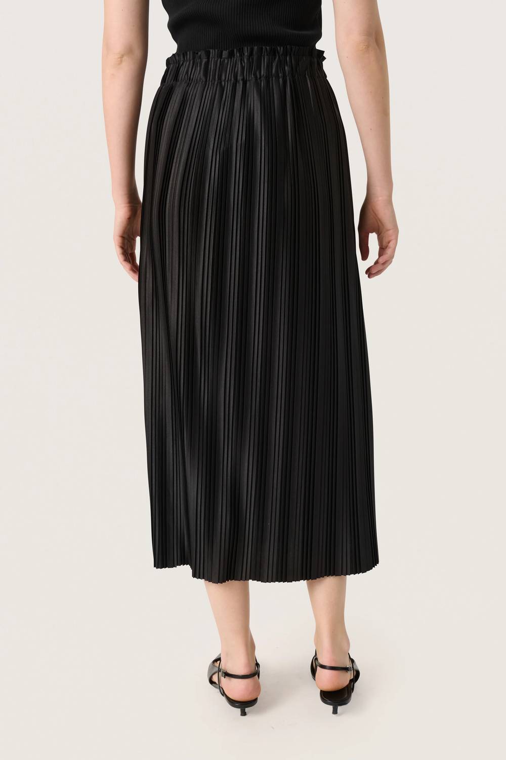 Soaked In Luxury - Sivone Plisse Elastic Waist Maxi Skirt