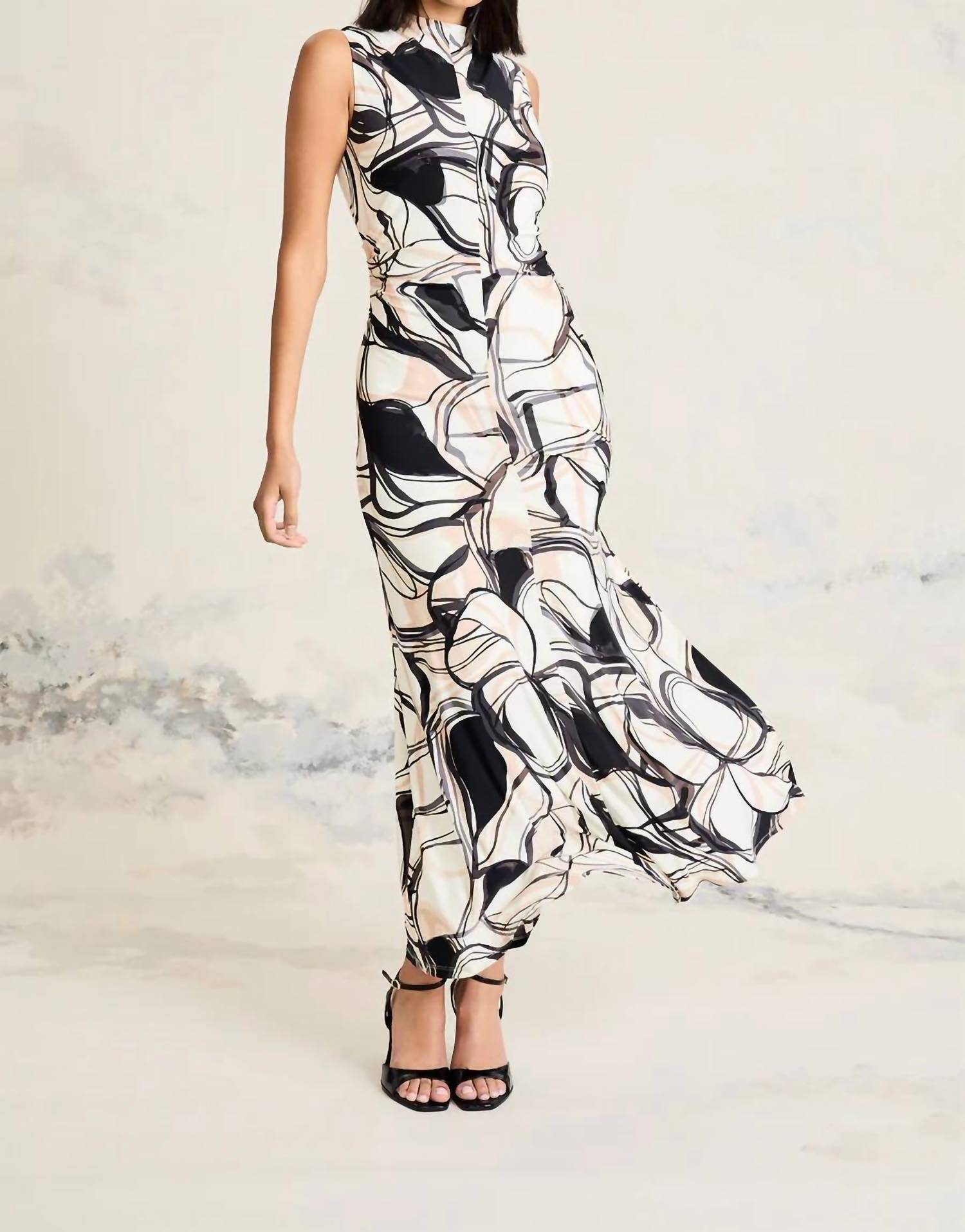 Maggy London - Mock Neck Sleeveless Maxi Dress