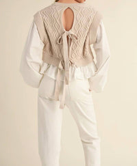 Mable - Sweater Vest With Blouse