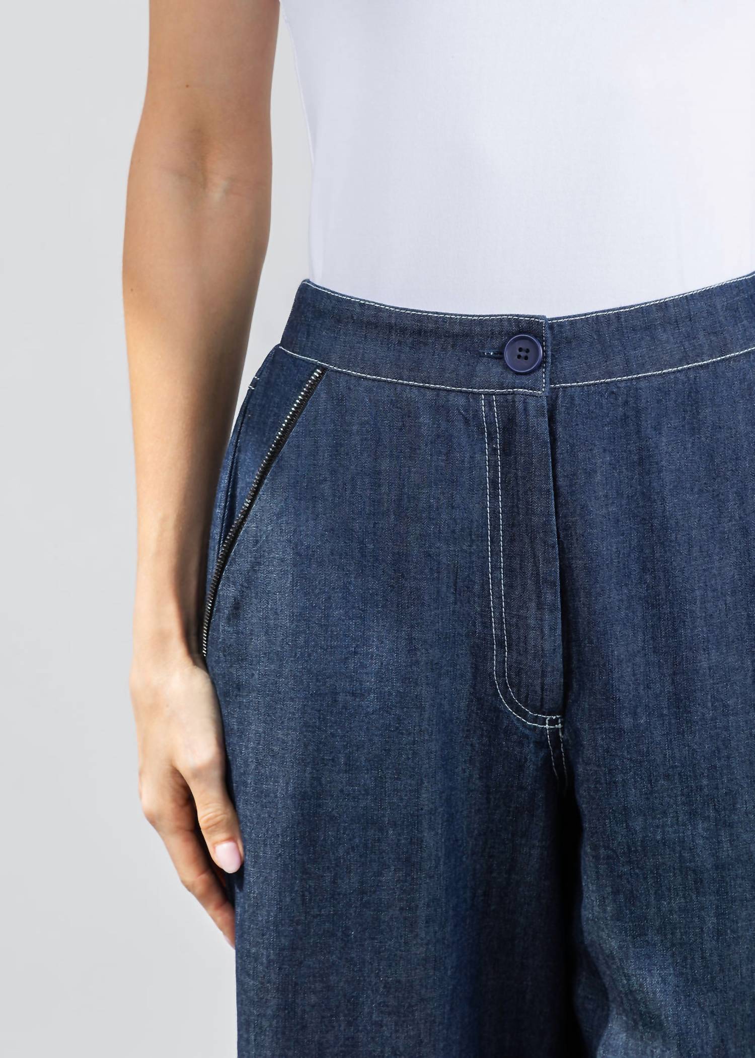 Ozai N Ku - Crop Straight Pants