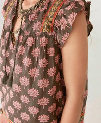 Maison Hotel - Charlize Flutter Sleeve Blouse