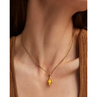 Kendra Scott - Women's Adeline Vintage Short Pendant Necklace