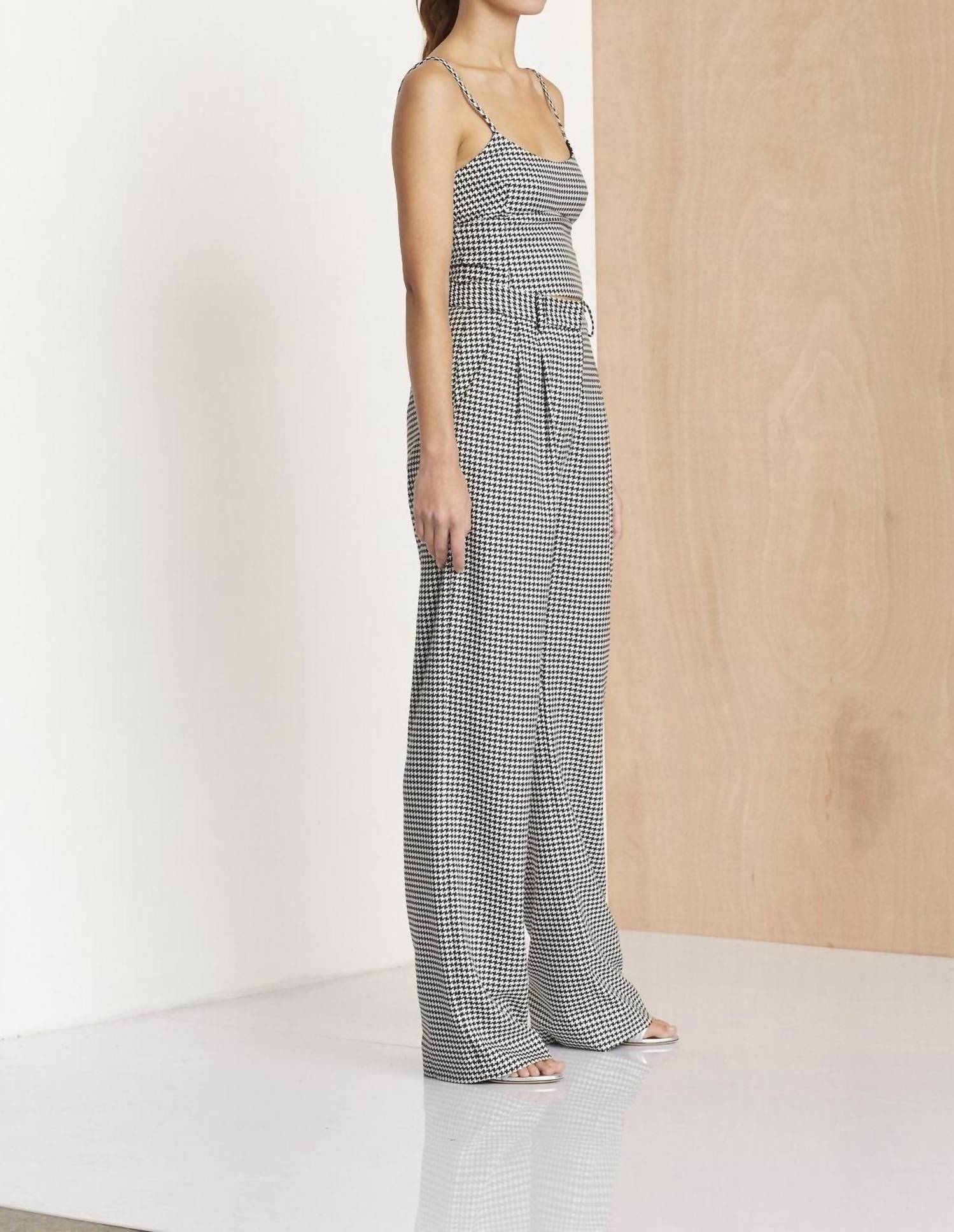 HOUNDSTOOTH CROP TOP