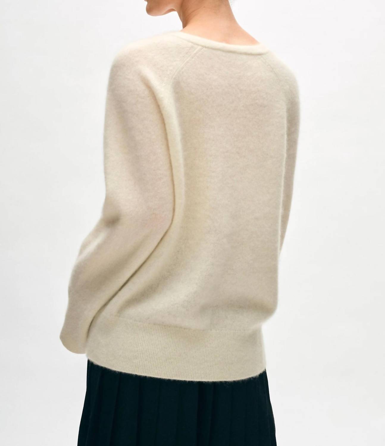 White + Warren - Brushed Cashmere V-neck Top